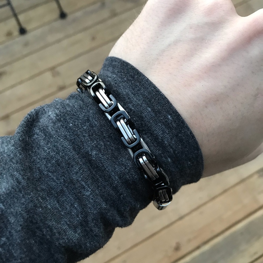 Black and Silver Byzantine Bracelet